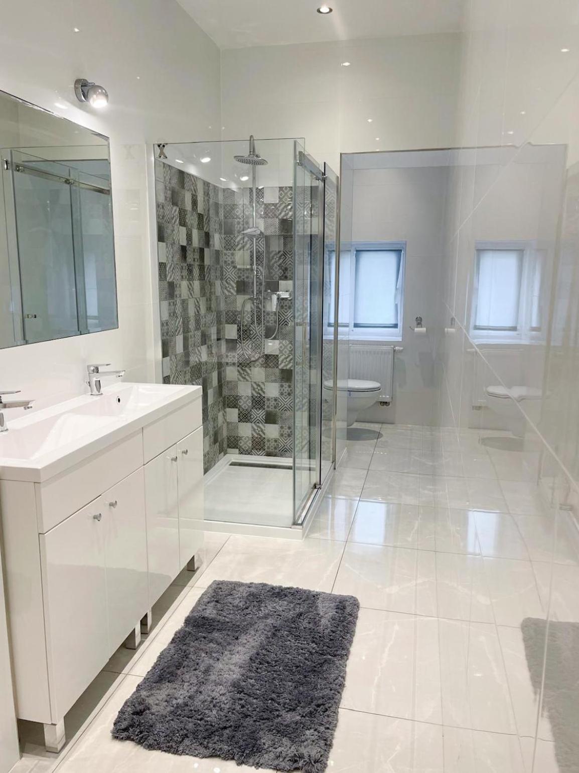 Luksusowy Apartament Dla 6 Osob - 90 M2 슈비노우이스쳬 외부 사진