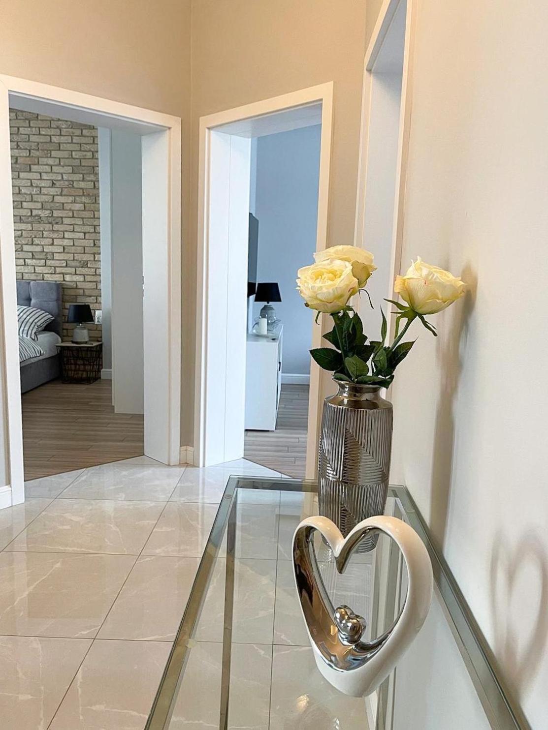 Luksusowy Apartament Dla 6 Osob - 90 M2 슈비노우이스쳬 외부 사진