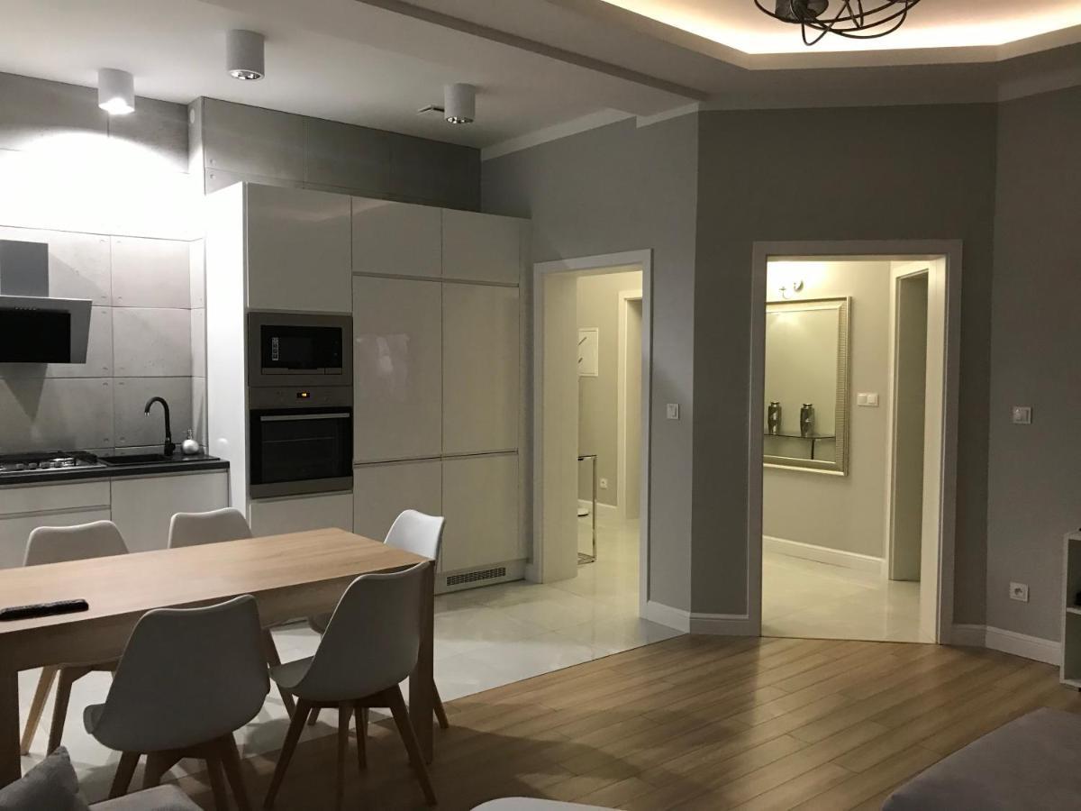 Luksusowy Apartament Dla 6 Osob - 90 M2 슈비노우이스쳬 외부 사진